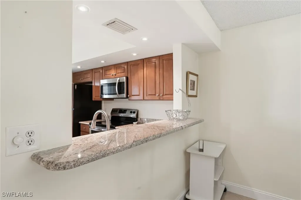 3150 Binnacle Drive Naples FL 34103