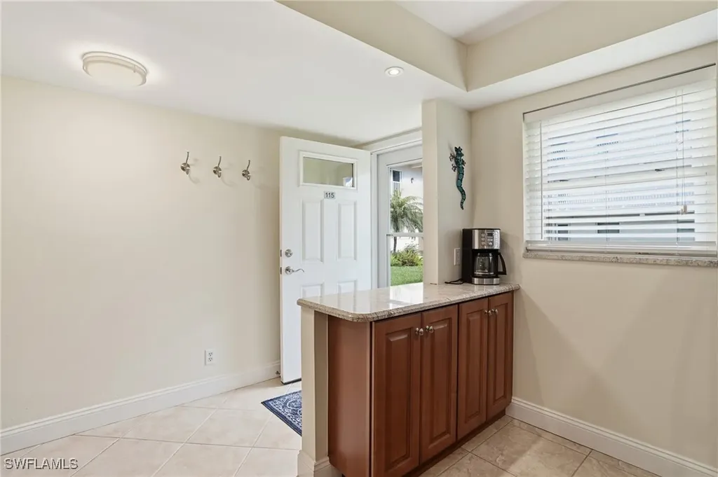 3150 Binnacle Drive Naples FL 34103