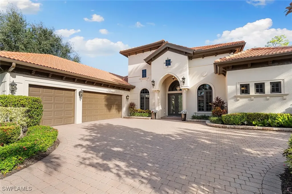 7400 Byrons Way Naples FL 34113