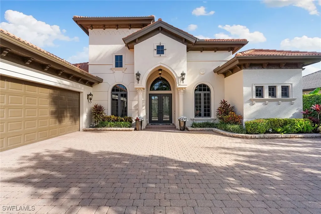 7400 Byrons Way Naples FL 34113