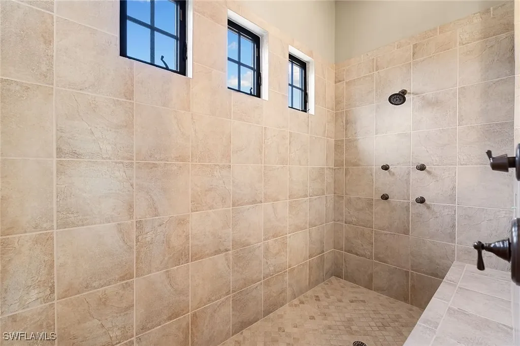 7400 Byrons Way Naples FL 34113