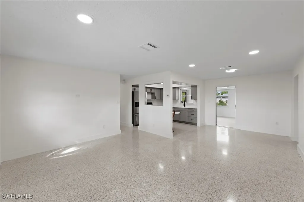 1013 Averly Street Fort Myers FL 33919