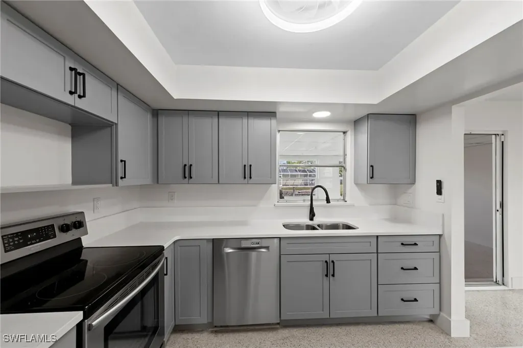 1013 Averly Street Fort Myers FL 33919