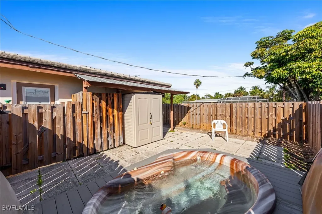 1013 Averly Street Fort Myers FL 33919