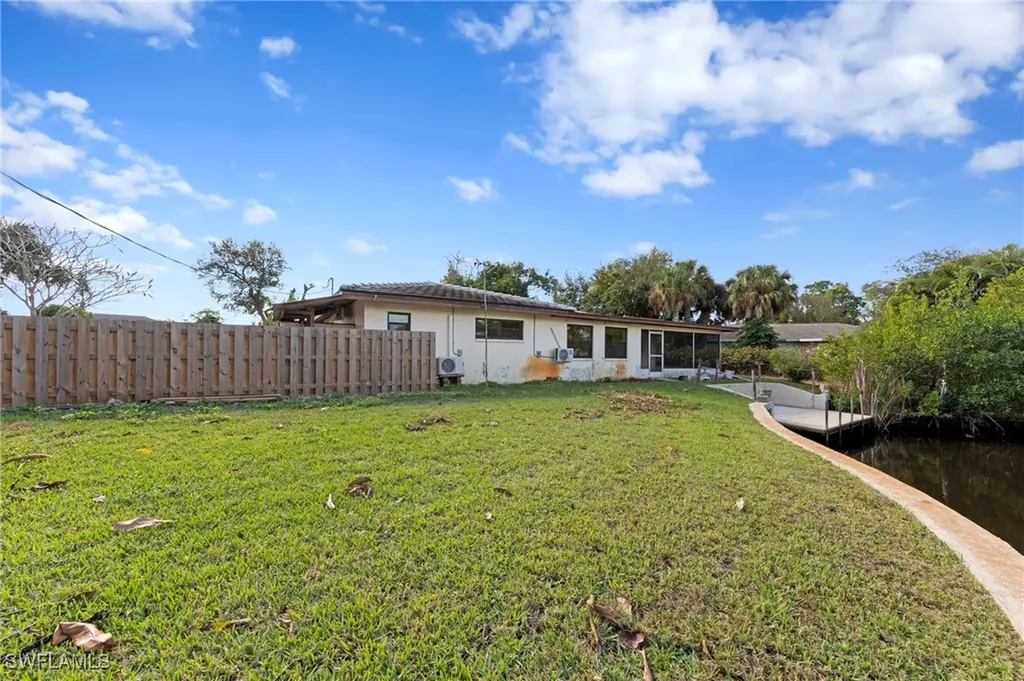 1013 Averly Street Fort Myers FL 33919
