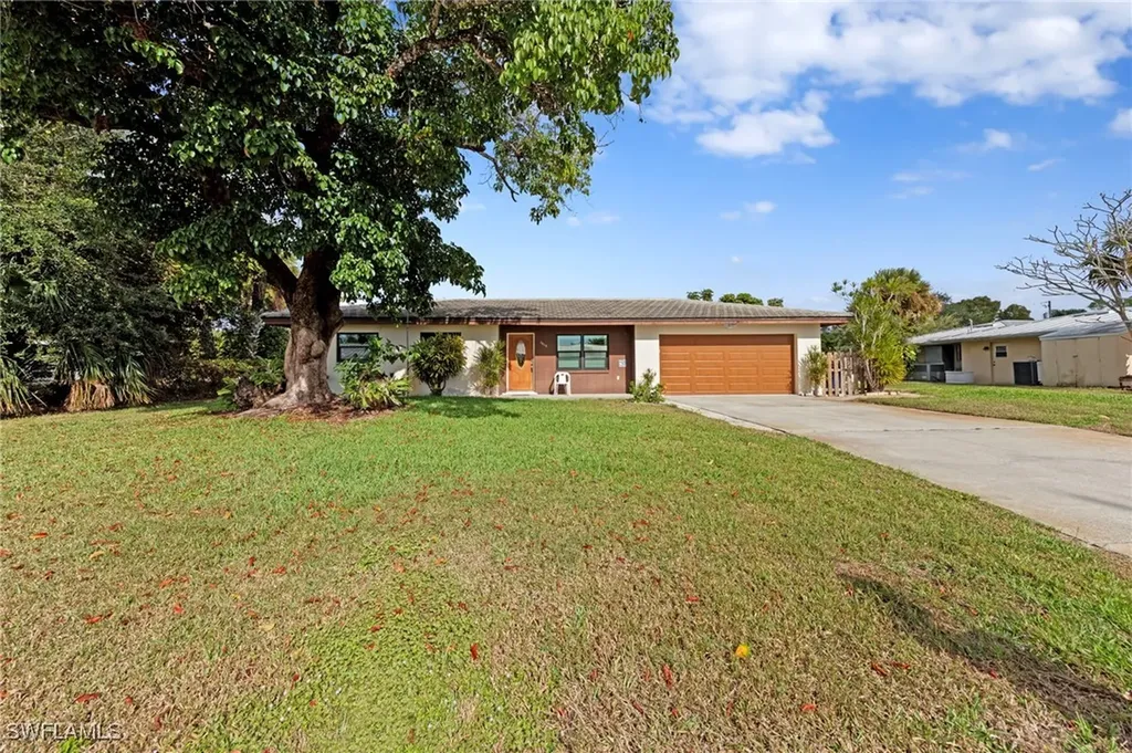 1013 Averly Street Fort Myers FL 33919