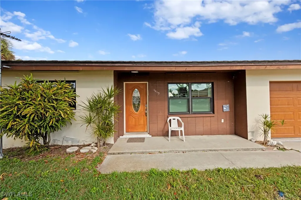 1013 Averly Street Fort Myers FL 33919