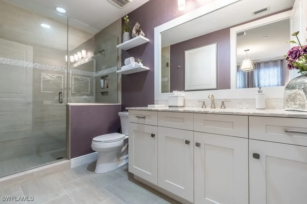 16382 Viansa Way Naples FL 34110