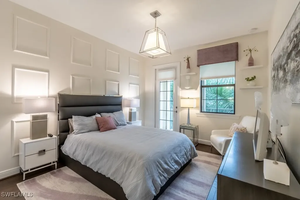 16382 Viansa Way Naples FL 34110