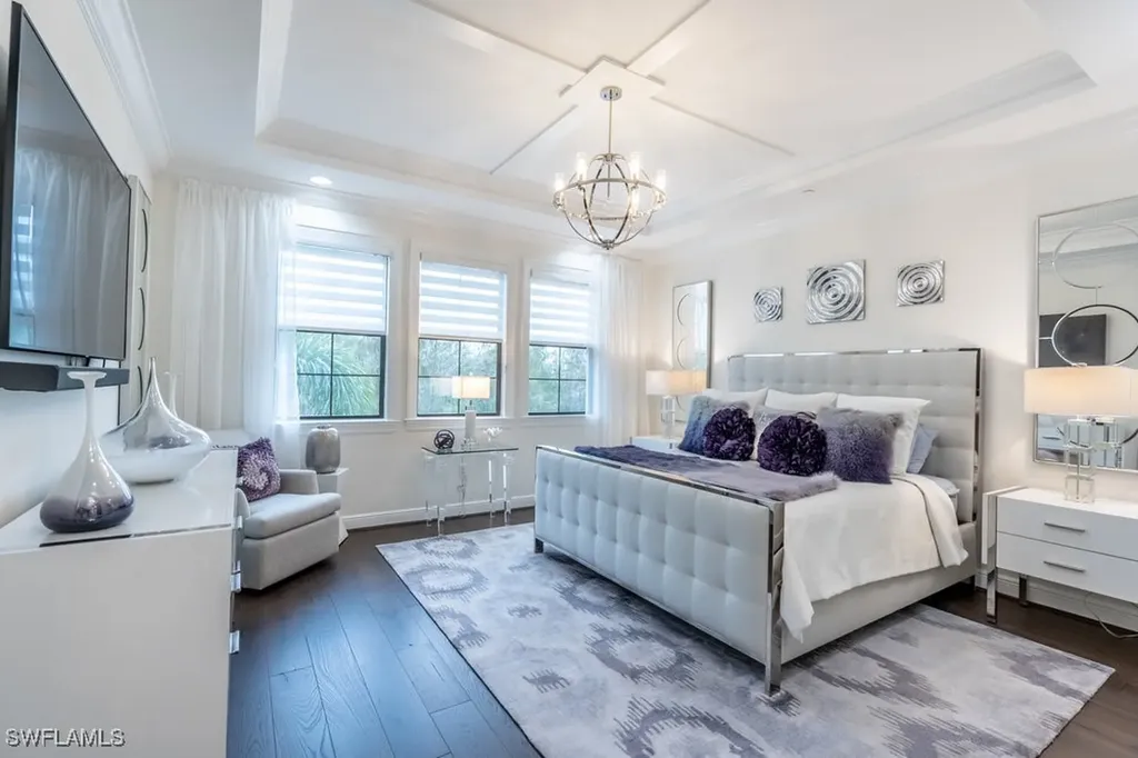 16382 Viansa Way Naples FL 34110