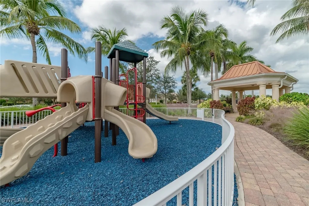 8595 Palermo Court Naples FL 34114