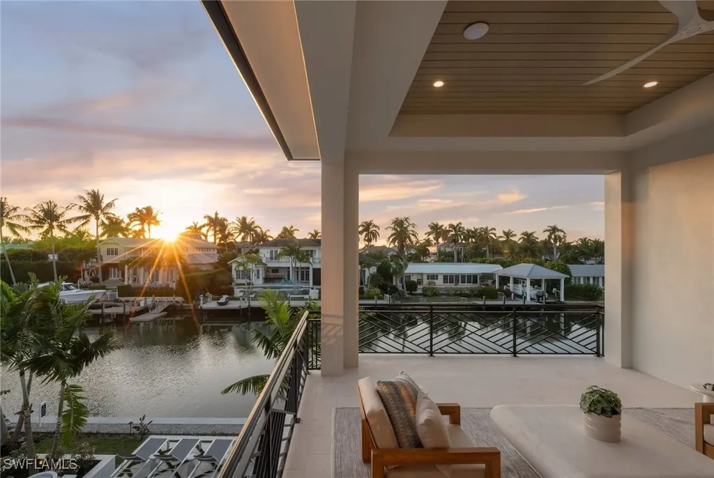 1990 7th Street S Naples FL 34102