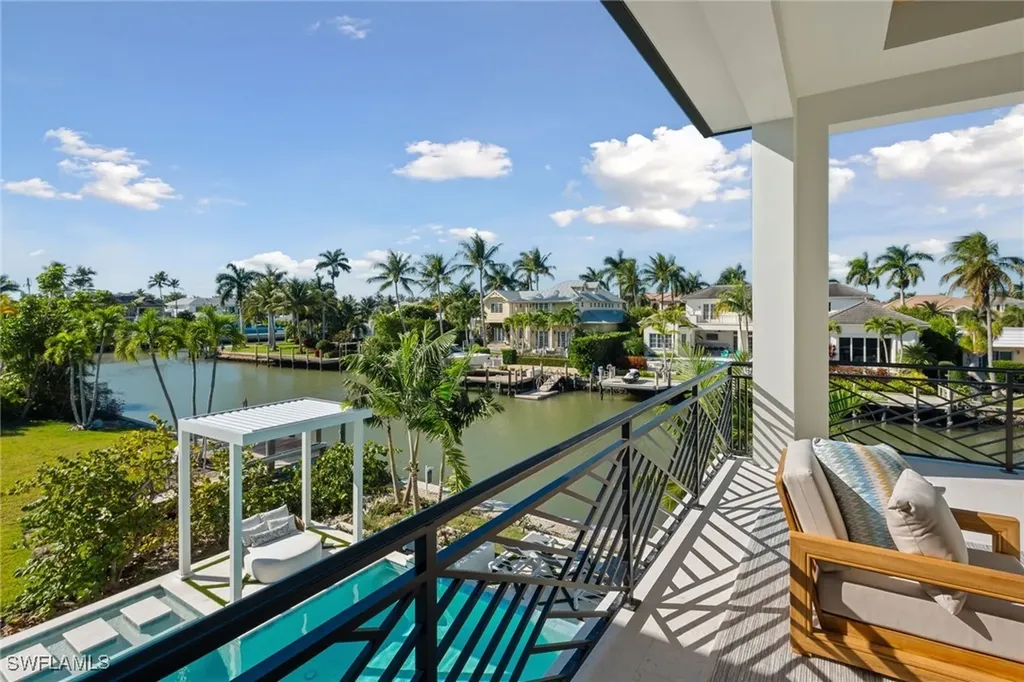 1990 7th Street S Naples FL 34102