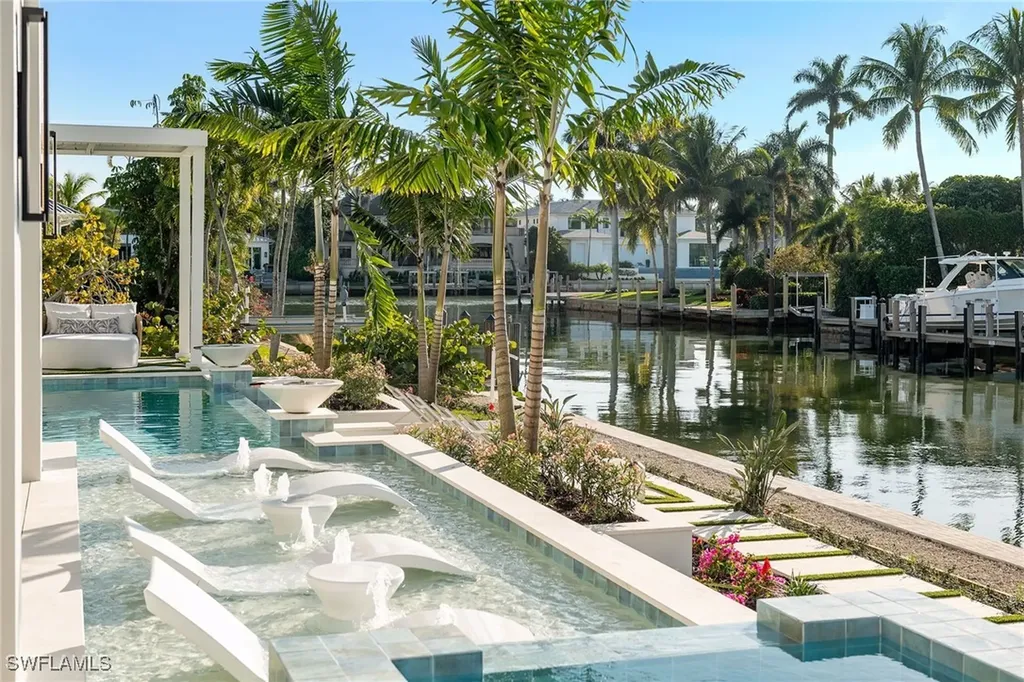 1990 7th Street S Naples FL 34102
