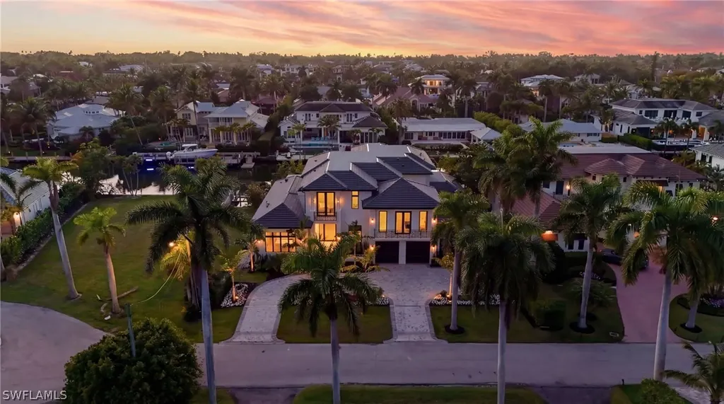1990 7th Street S Naples FL 34102