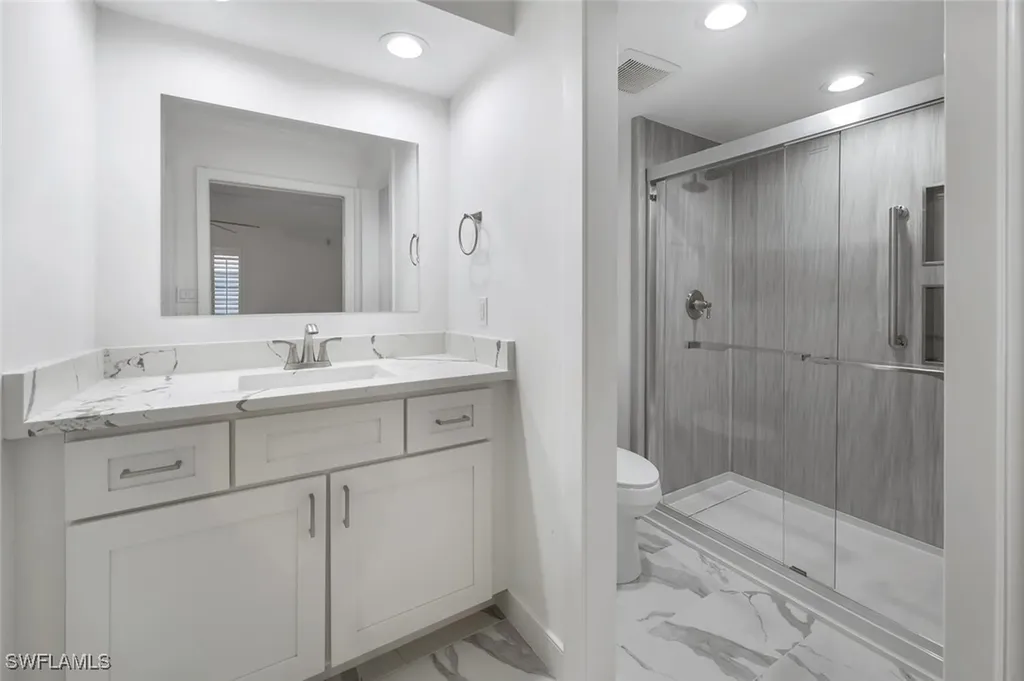 222 Harbour Drive Naples FL 34103