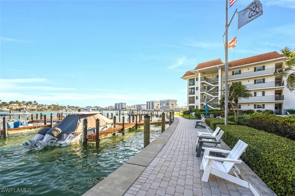 222 Harbour Drive Naples FL 34103