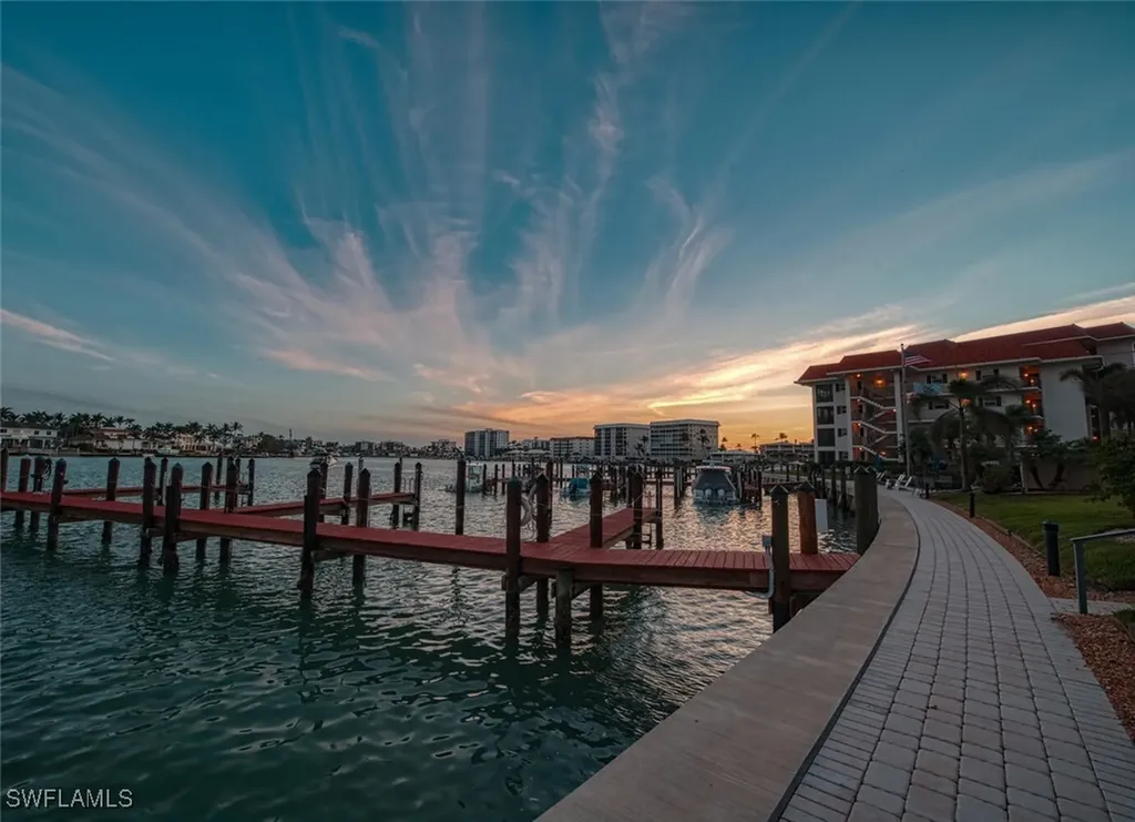 222 Harbour Drive Naples FL 34103