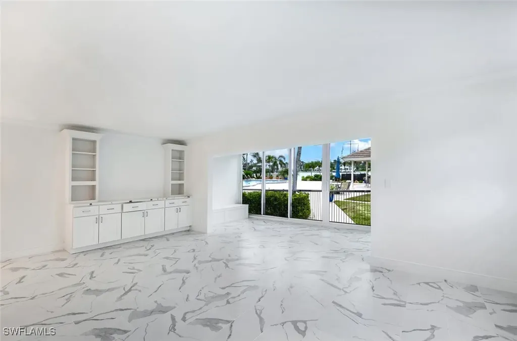 222 Harbour Drive Naples FL 34103
