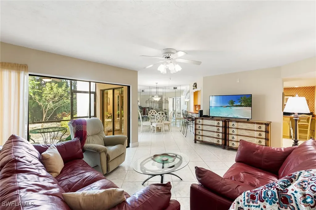 592 Beachwalk Circle Naples FL 34108