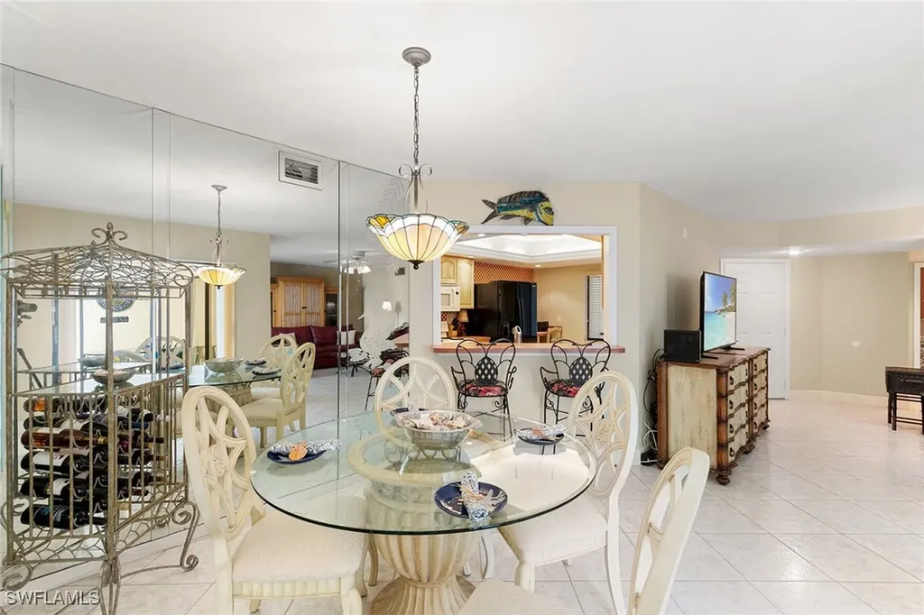 592 Beachwalk Circle Naples FL 34108