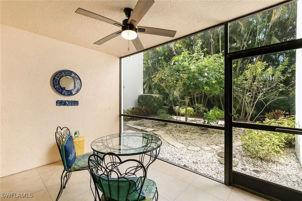 592 Beachwalk Circle Naples FL 34108