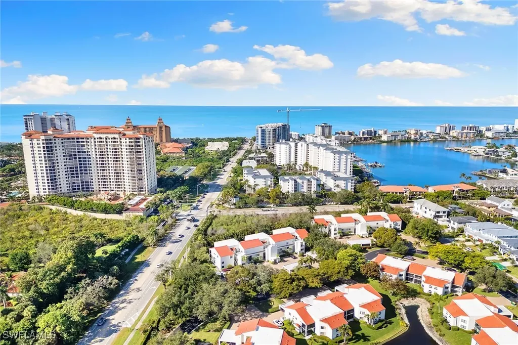 592 Beachwalk Circle Naples FL 34108