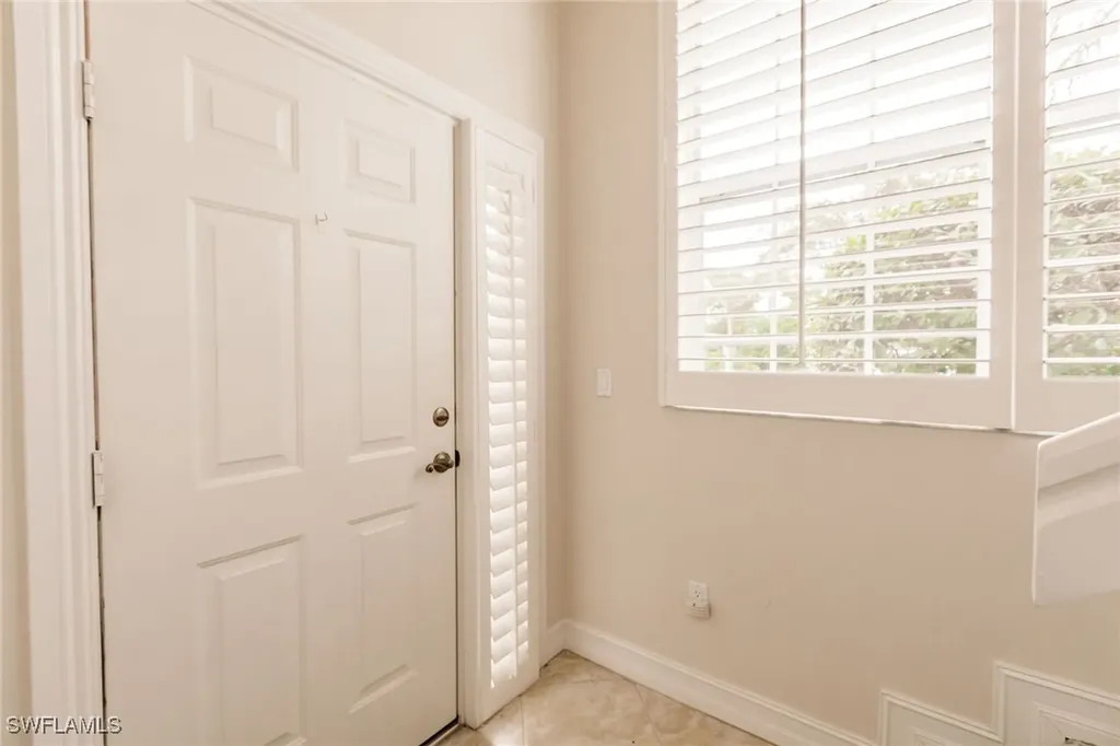 2516 Orchid Bay Drive Naples FL 34109