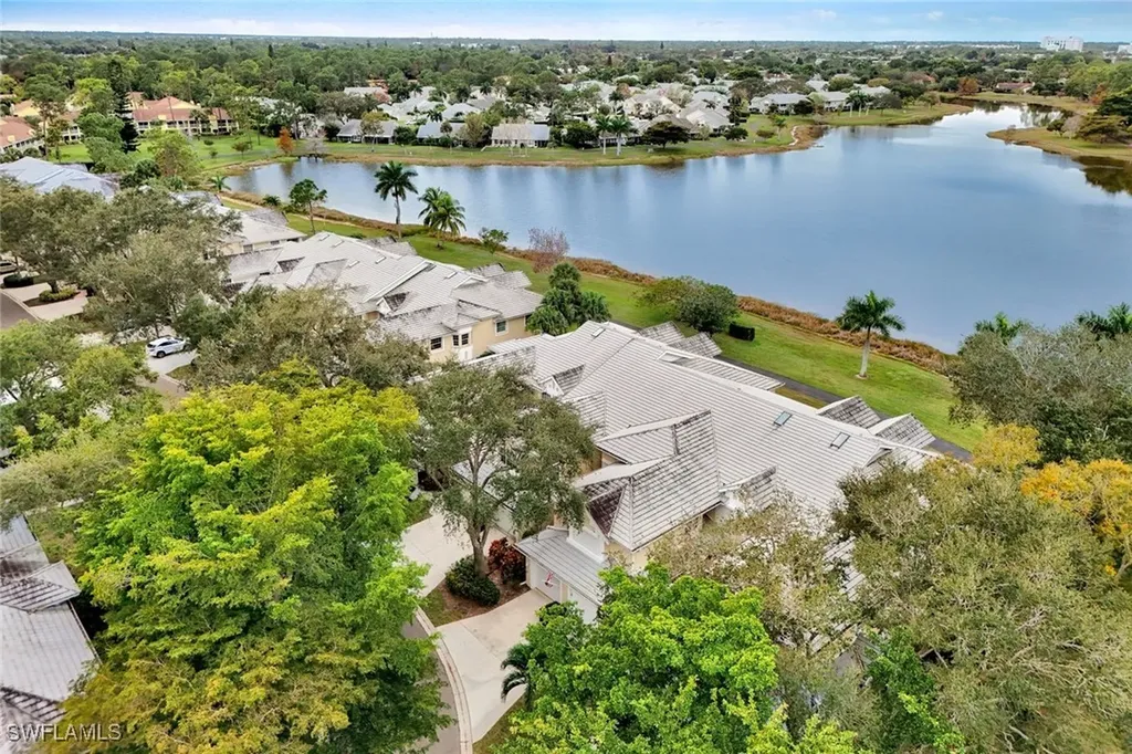 2847 Aintree Lane Naples FL 34112