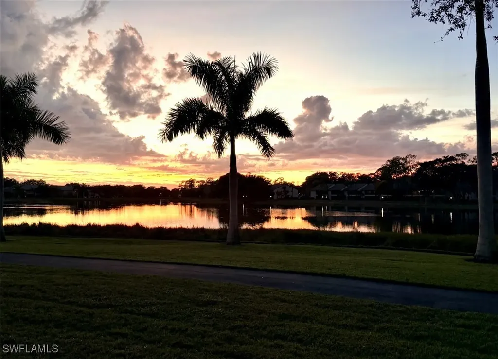 2847 Aintree Lane Naples FL 34112