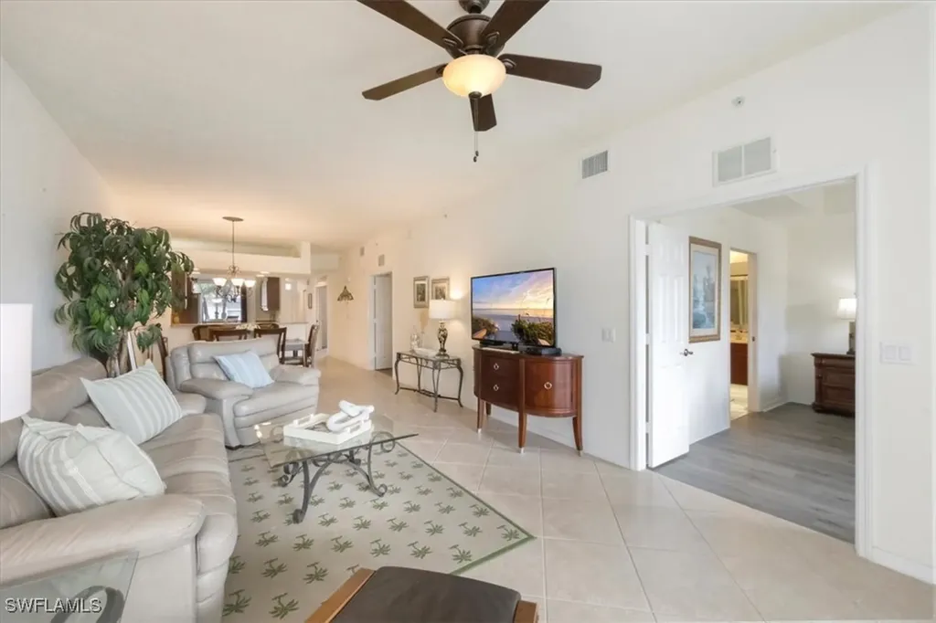 2386 Magnolia Avenue Naples FL 34112