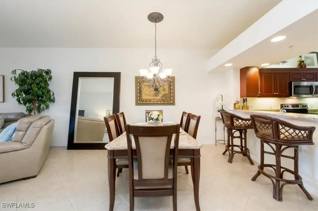 2386 Magnolia Avenue Naples FL 34112