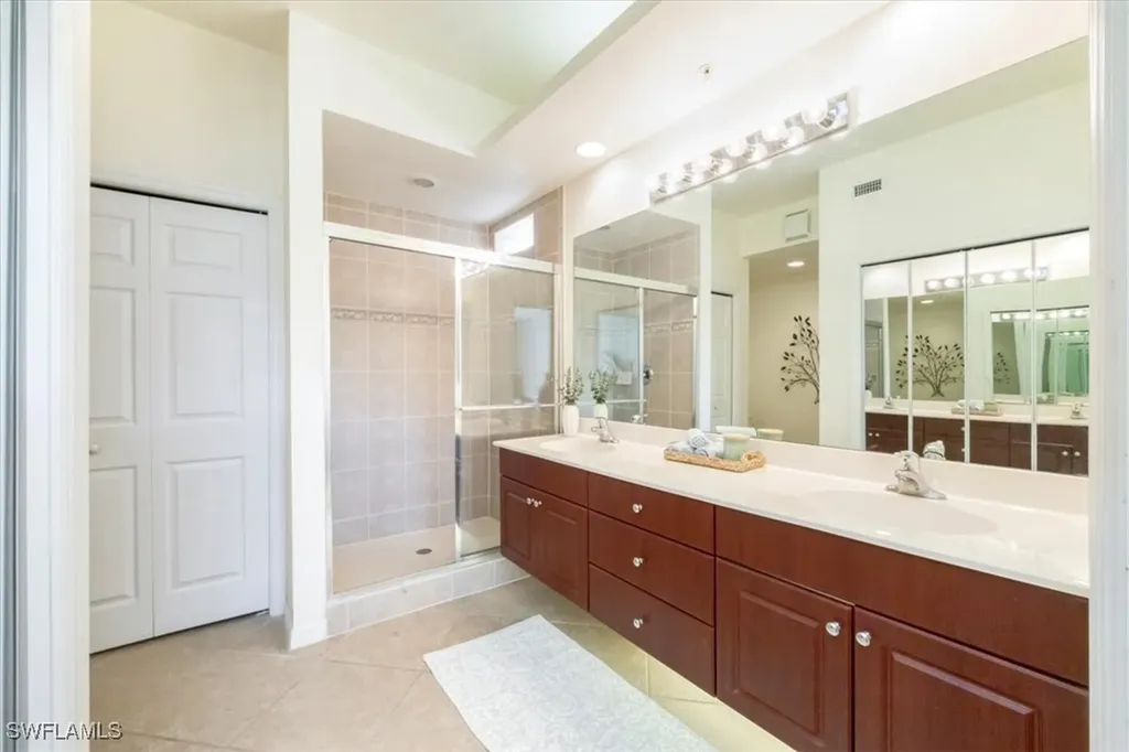 2386 Magnolia Avenue Naples FL 34112