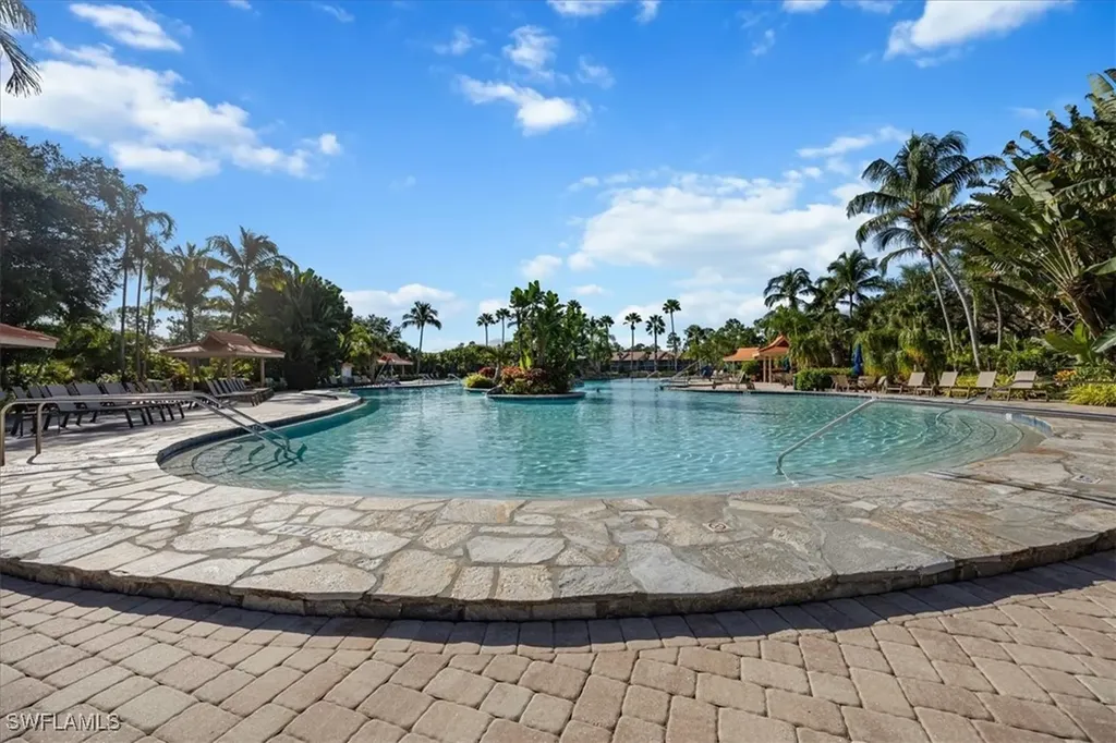 2386 Magnolia Avenue Naples FL 34112