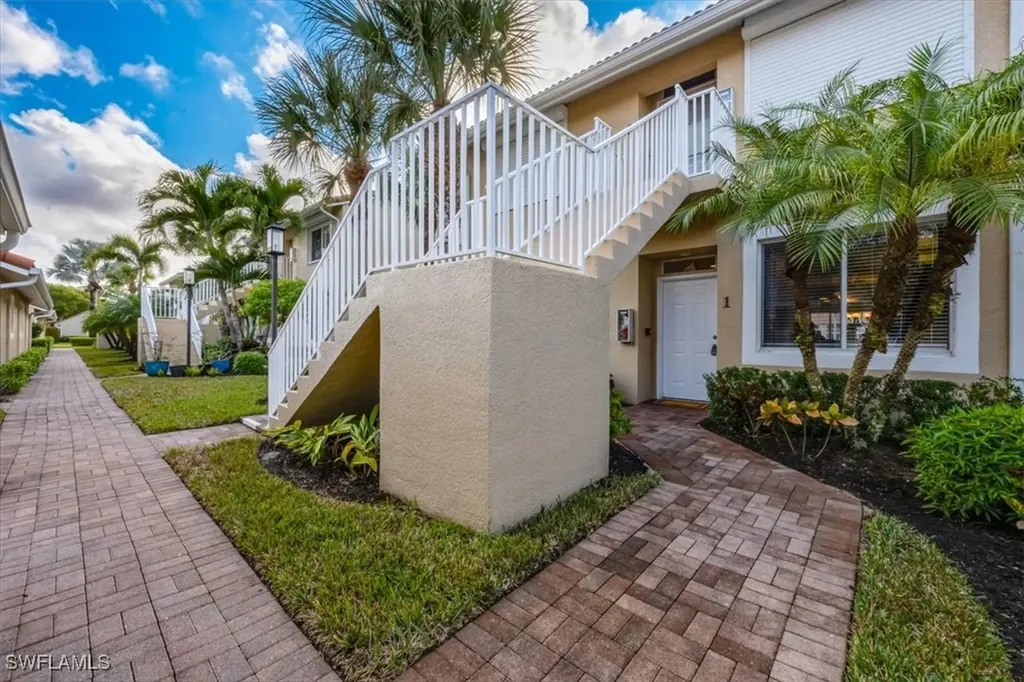 2386 Magnolia Avenue Naples FL 34112
