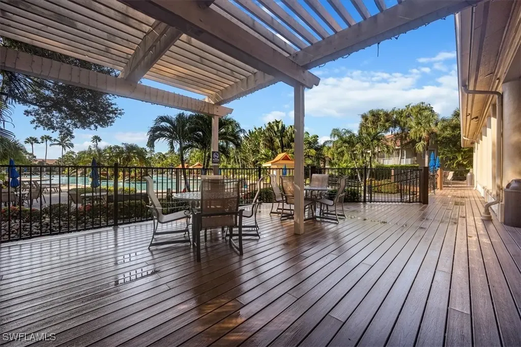 2386 Magnolia Avenue Naples FL 34112
