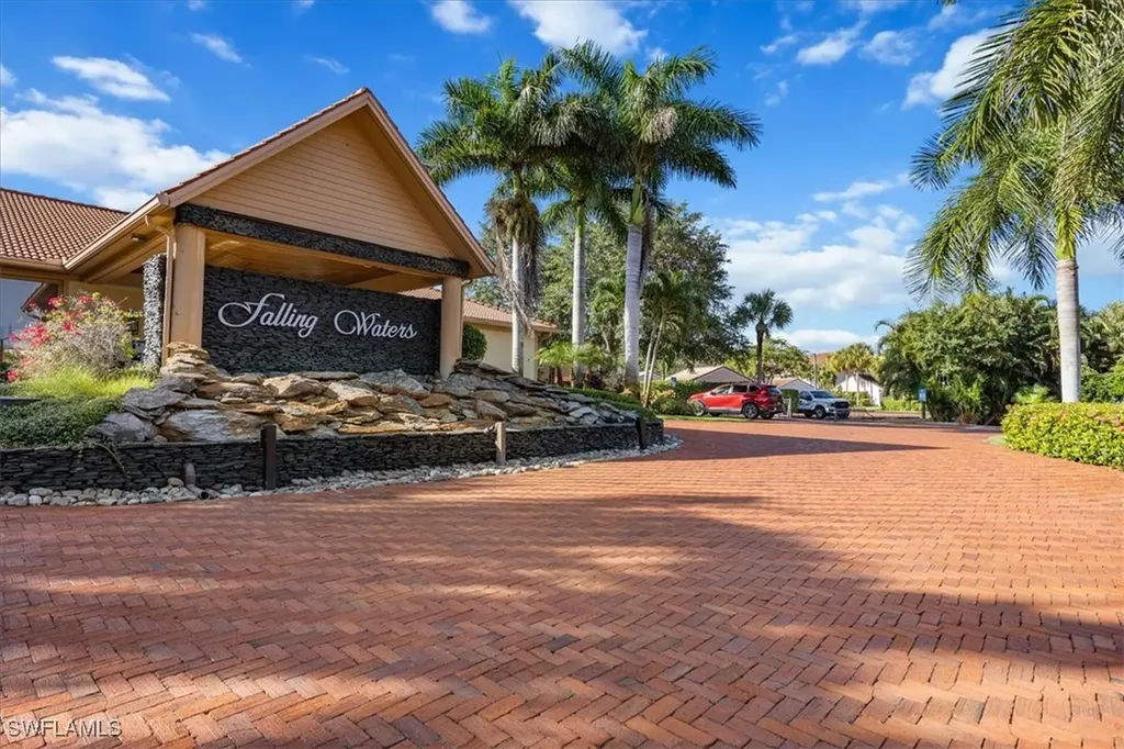 2386 Magnolia Avenue Naples FL 34112