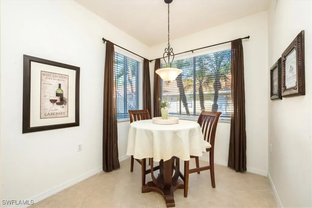 2386 Magnolia Avenue Naples FL 34112