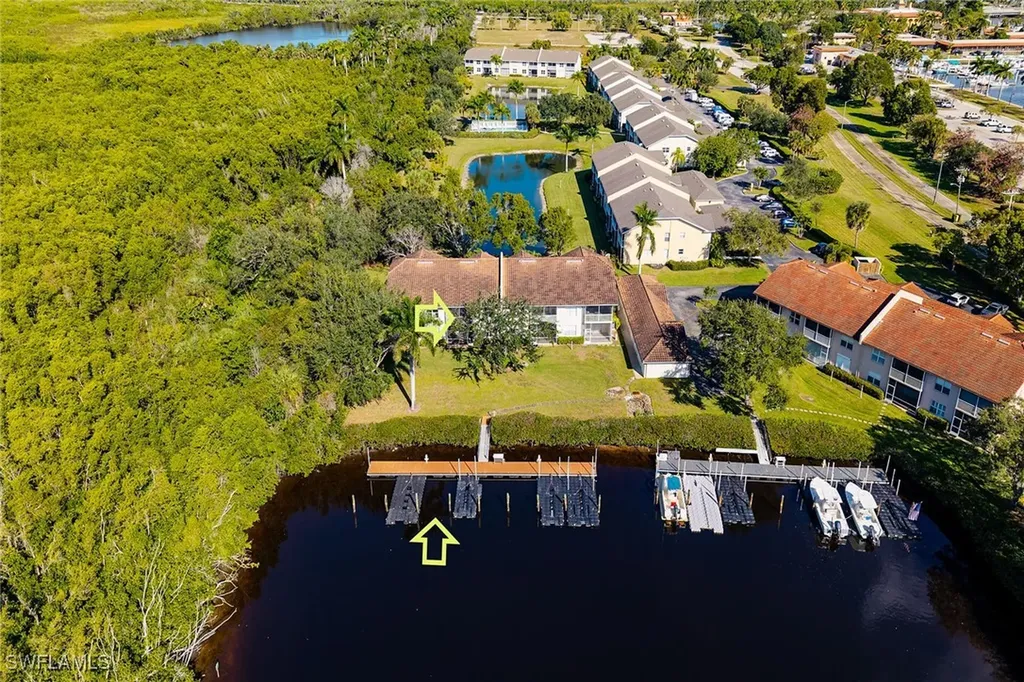 290 Newport Drive Naples FL 34114