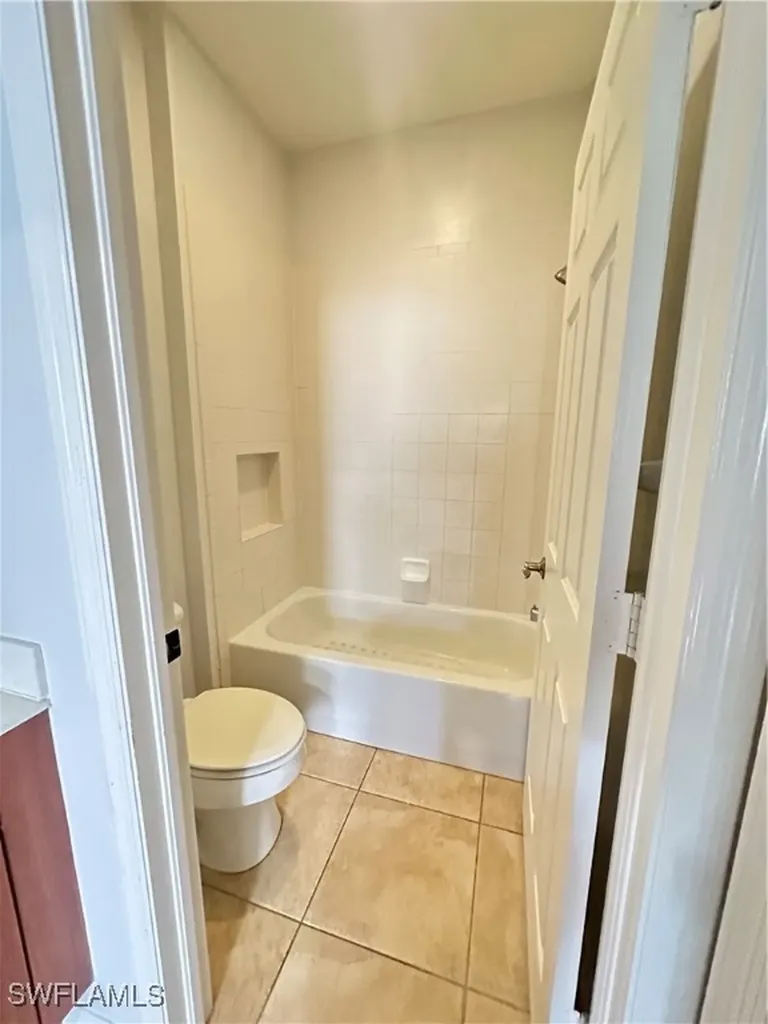 7350 Bristol Circle Naples FL 34120