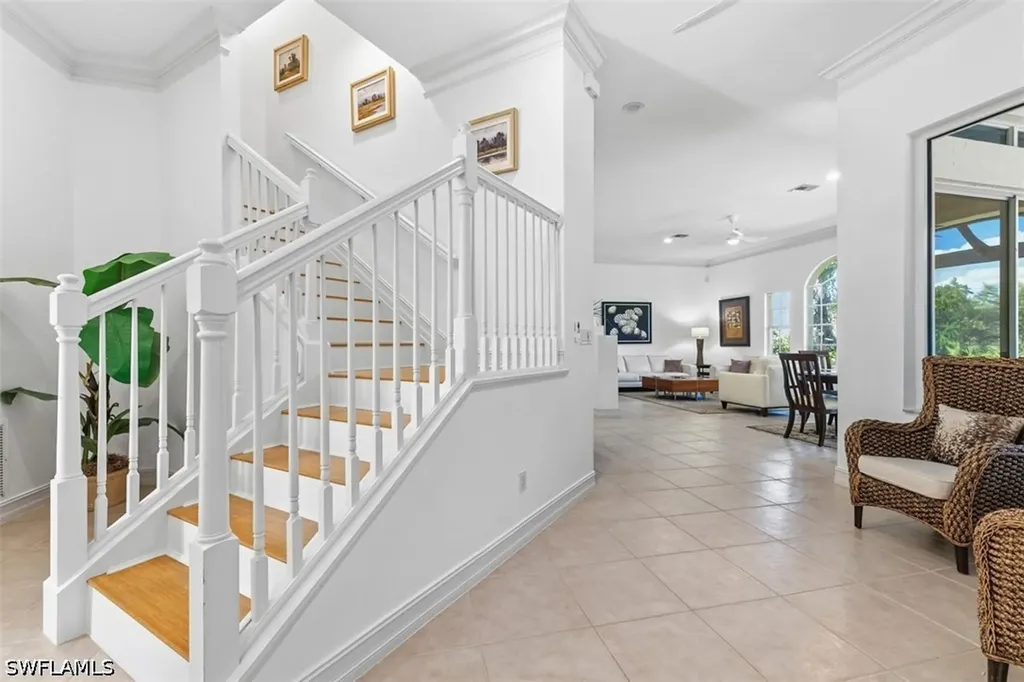 657 Soliel Drive Naples FL 34110