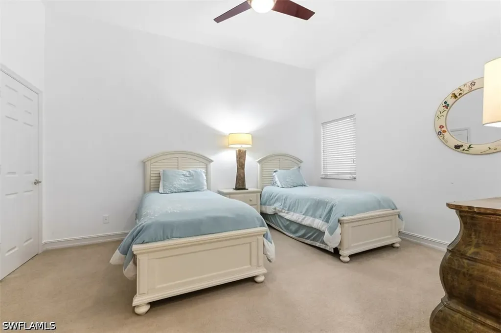 657 Soliel Drive Naples FL 34110
