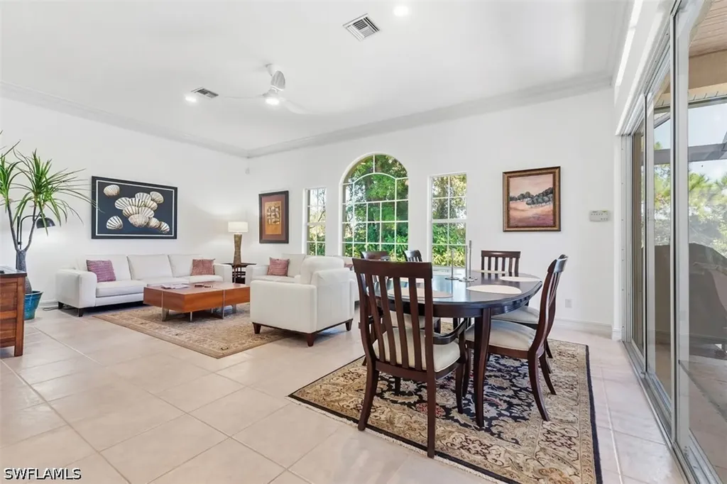 657 Soliel Drive Naples FL 34110