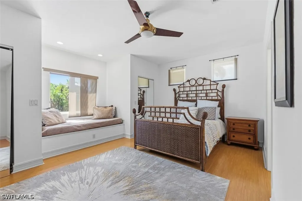 657 Soliel Drive Naples FL 34110
