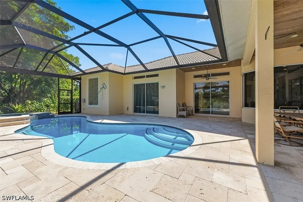 657 Soliel Drive Naples FL 34110