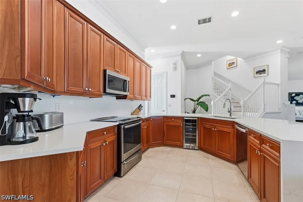 657 Soliel Drive Naples FL 34110