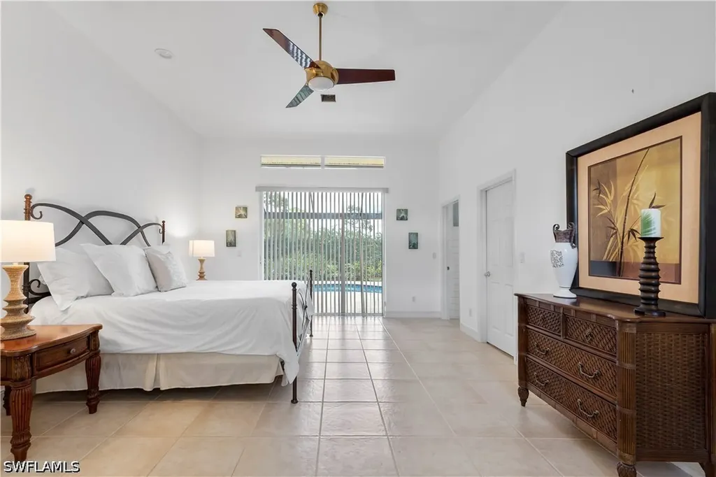 657 Soliel Drive Naples FL 34110
