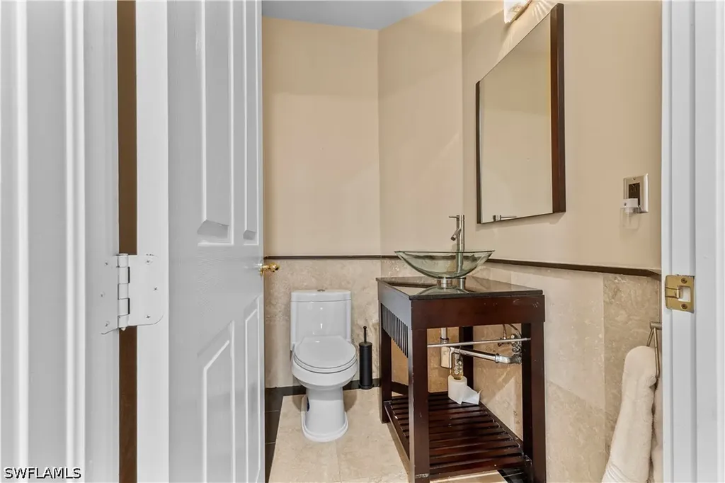 1845 Les Chateaux Boulevard Naples FL 34109