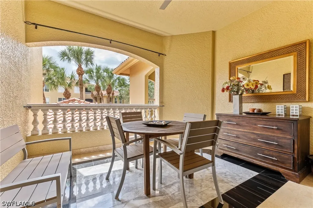 1845 Les Chateaux Boulevard Naples FL 34109