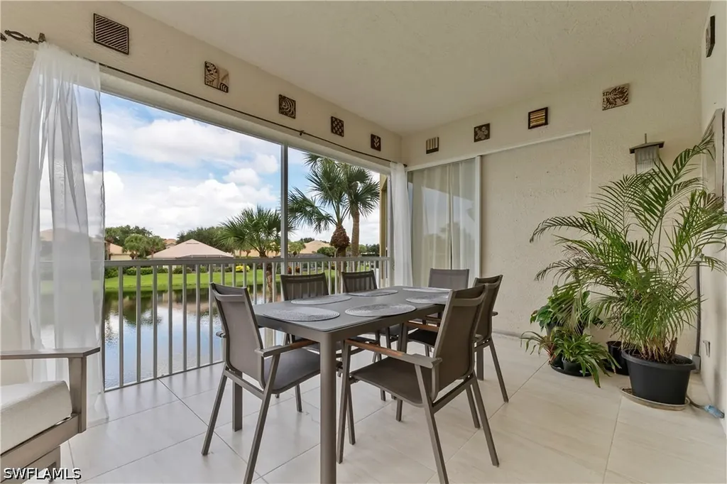 1845 Les Chateaux Boulevard Naples FL 34109